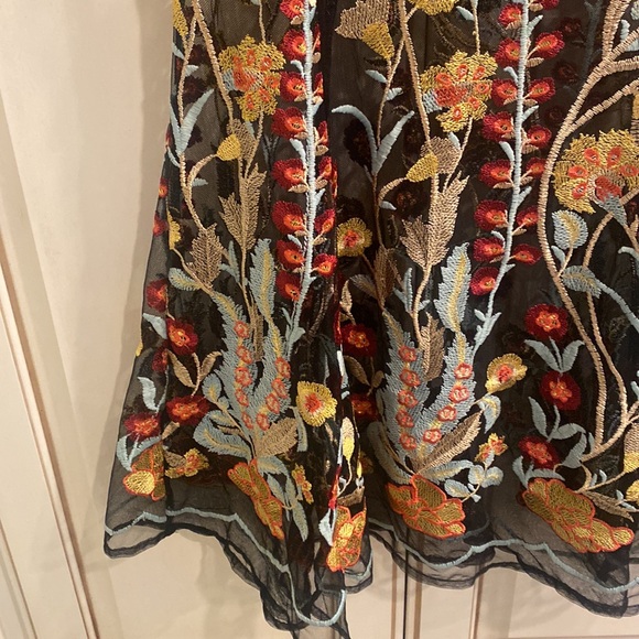 Anthropologie Eri + Ali Black Lace Tunic Dress with Floral Embroidery XSP - Picture 12 of 12